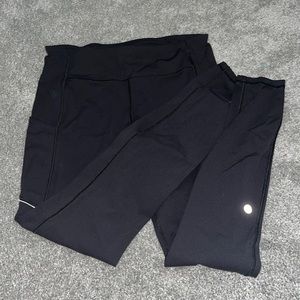 Lululemon size 8 leggings with pockets